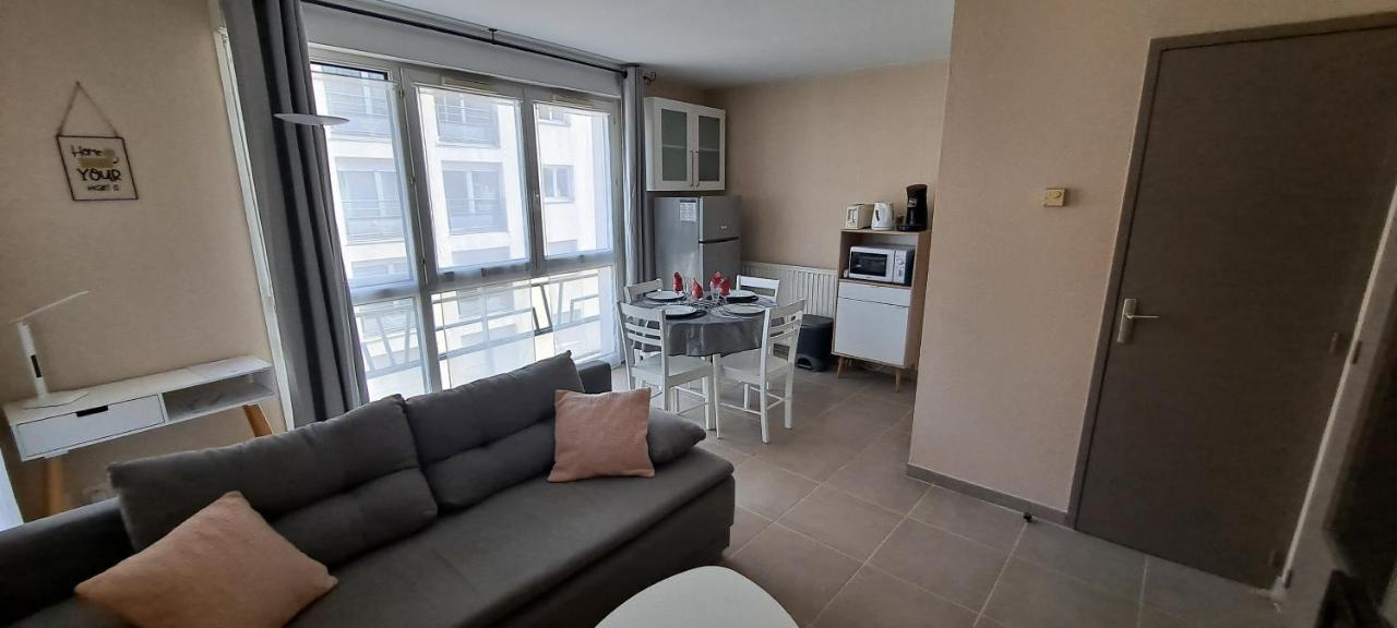 Apartamento T2 Standing Confort Avec Balcon - Parking En Option Lyon